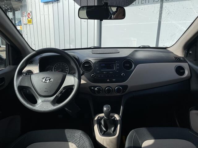Hyundai I 10 1.0i i-Drive | Uniek lage km stand | NL Auto