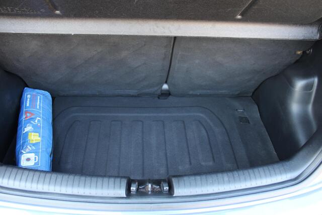 Hyundai I 10 1.0i Comfort BLUETOOTH - CRUISE CONTROL