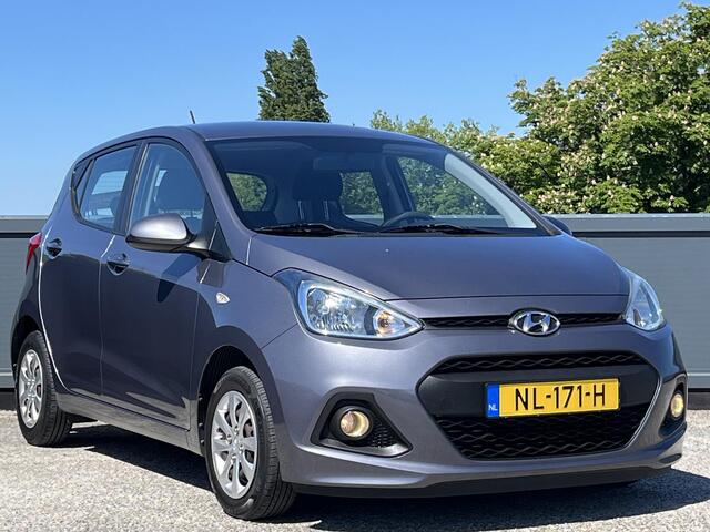 Hyundai I 10 5drs 1.0i i-Motion Comfort | Lage kmstand | Cruisecontrol | Bumpers in carrosseriekleur |