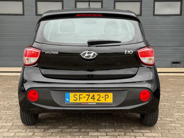 Hyundai I 10 1.0 Comfort 5-DRS Airco Cruise NL-Auto Keurige auto!