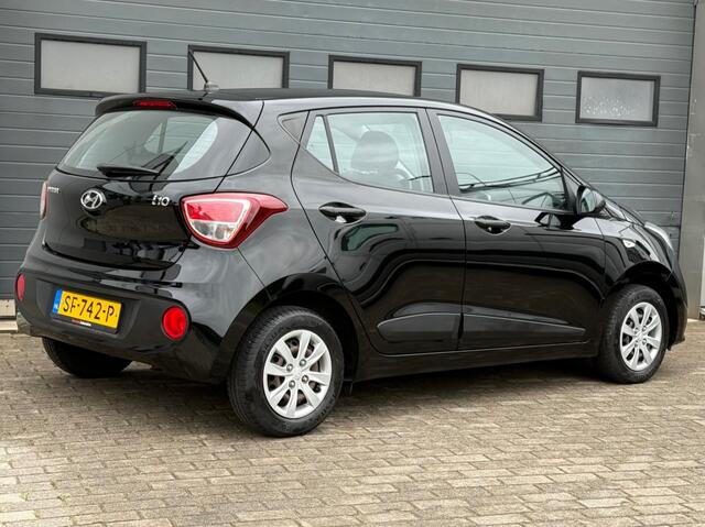 Hyundai I 10 1.0 Comfort 5-DRS Airco Cruise NL-Auto Keurige auto!