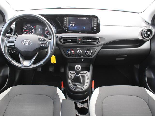 Hyundai I 10 1.0 Comfort Smart / Navigatie + Apple Carplay/Android Auto / Cruise Control / Airco / Bluetooth / Achteruitrijcamera /