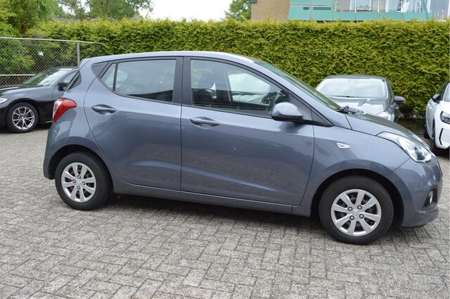 Hyundai I 10 1.0i i-Motion Comfort Nap / Climate control / 5 deurs / Centr.lock