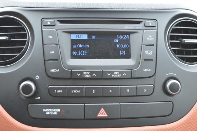 Hyundai I 10 1.0i i-Motion Comfort Nap / Climate control / 5 deurs / Centr.lock