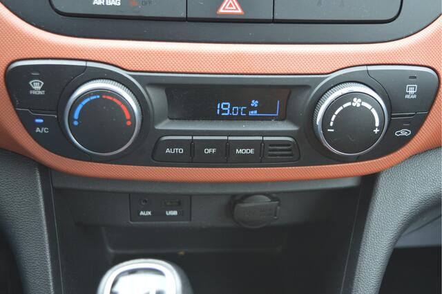 Hyundai I 10 1.0i i-Motion Comfort Nap / Climate control / 5 deurs / Centr.lock
