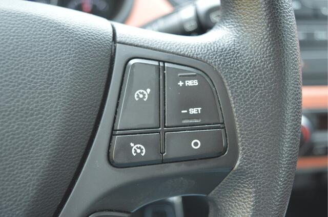 Hyundai I 10 1.0i i-Motion Comfort Nap / Climate control / 5 deurs / Centr.lock