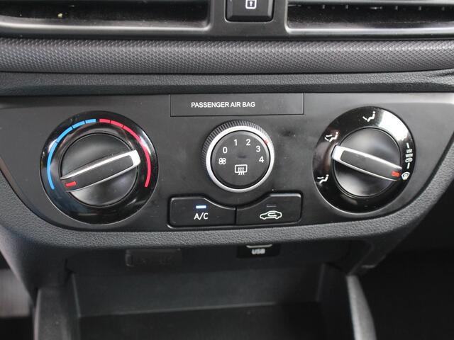 Hyundai I 10 1.0 Comfort Smart / Navigatie + Apple Carplay/Android Auto / Cruise Control / Achteruitrijcamera / Bluetooth / Airco /