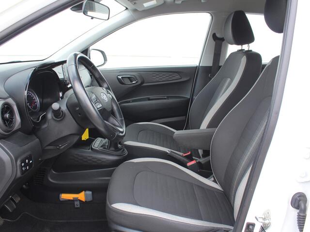 Hyundai I 10 1.0 Comfort Smart / Navigatie + Apple Carplay/Android Auto / Cruise Control / Achteruitrijcamera / Bluetooth / Airco /