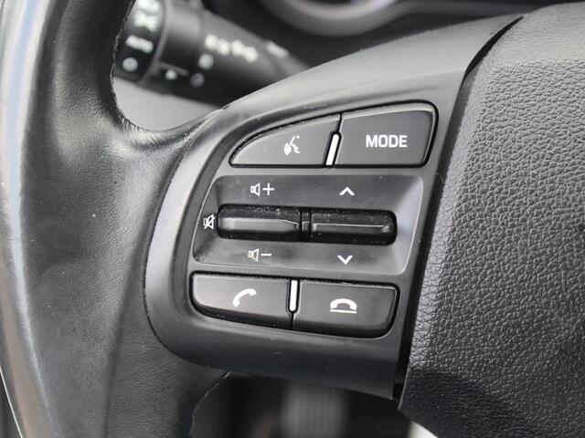 Hyundai I 10 1.0 Comfort Smart / Navigatie + Apple Carplay/Android Auto / Cruise Control / Achteruitrijcamera / Bluetooth / Airco /