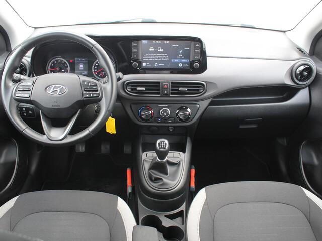 Hyundai I 10 1.0 Comfort / Navigatie d.m.v. Apple Carplay/Android Auto / Cruise Control / Airco / Bluetooth / DAB /