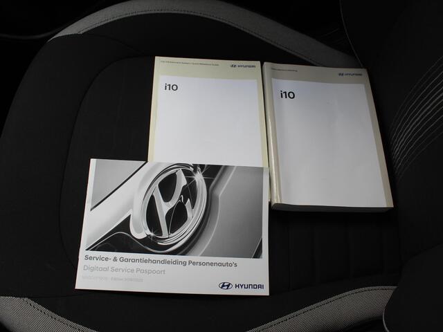 Hyundai I 10 1.0 Comfort / Navigatie d.m.v. Apple Carplay/Android Auto / Cruise Control / Airco / Bluetooth / DAB /