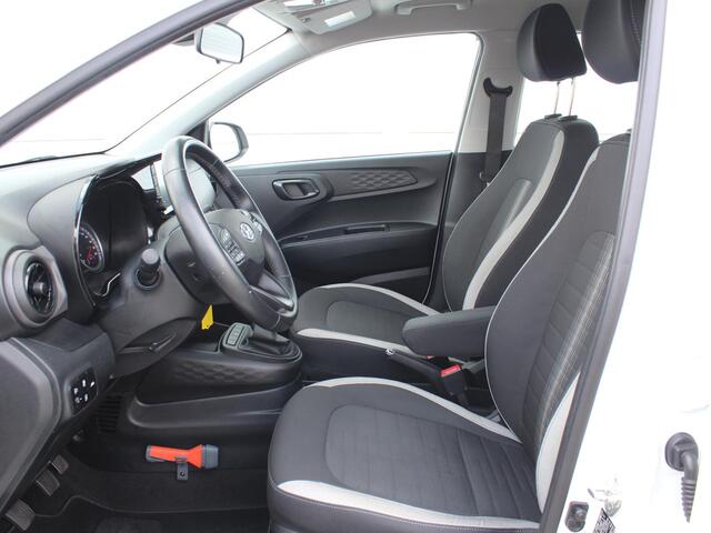 Hyundai I 10 1.0 Comfort / Navigatie d.m.v. Apple Carplay/Android Auto / Cruise Control / Airco / Bluetooth / DAB /