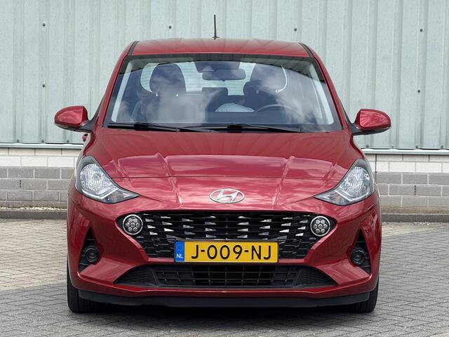 Hyundai I 10 1.0 Comfort 5-zits / Automaat / 1e Eigenaar / Dealer Onderhouden / Cruise Control / Airco / DAB / 5 Persoons! / Navigatie door Android Auto/Apple CarPlay / Orgineel Nederlands / Fabrieksgarantie t/m 16-09-2025 /