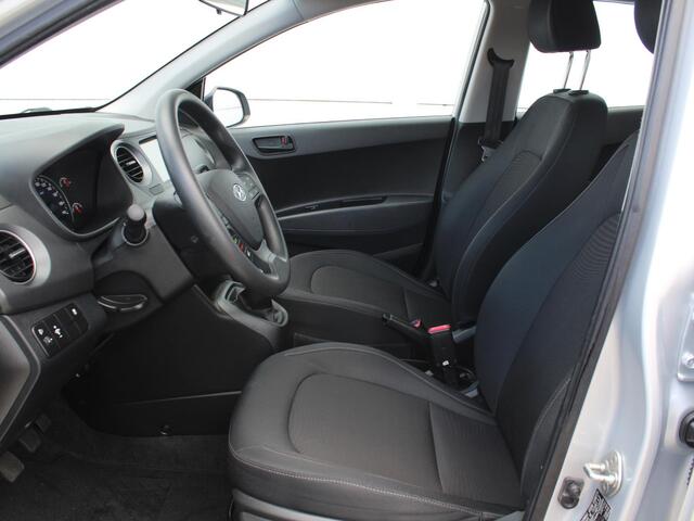 Hyundai I 10 1.0i Comfort / Navigatie d.m.v. Apple Carplay/Android Auto / Cruise Control / Bluetooth / Airco / USB /