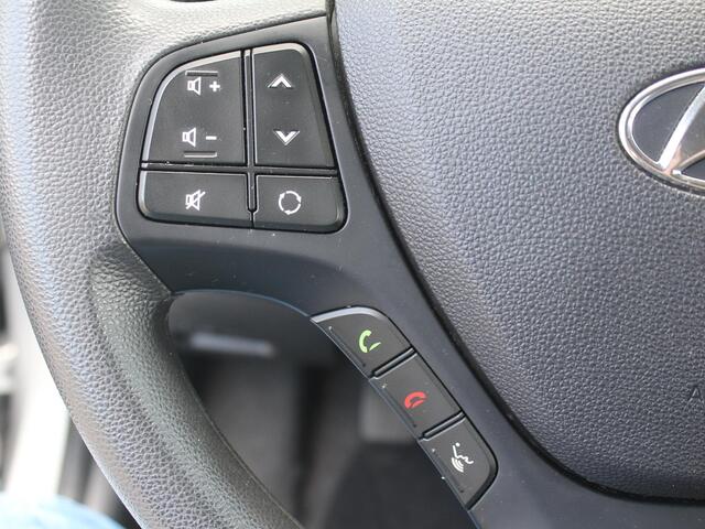 Hyundai I 10 1.0i Comfort / Navigatie d.m.v. Apple Carplay/Android Auto / Cruise Control / Bluetooth / Airco / USB /