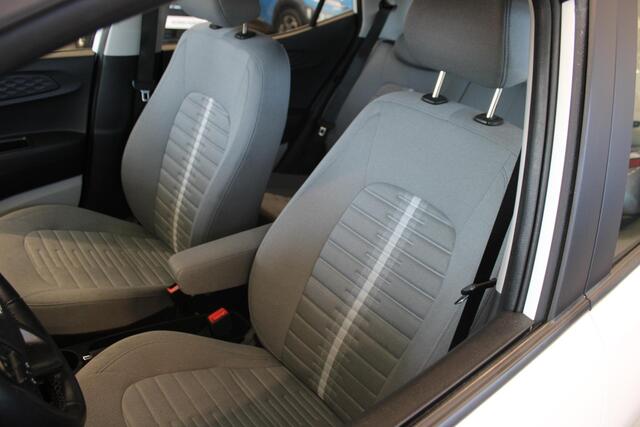 Hyundai I 10 1.0 Premium Met leuke accessoires en Two Tone Zwart dak