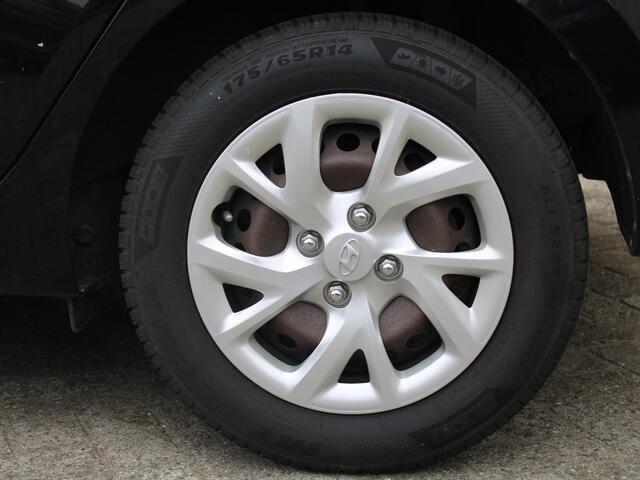 Hyundai I 10 1.0i Comfort 5p. | AIRCO | 12 MAANDEN BOVAG GARANTIE |