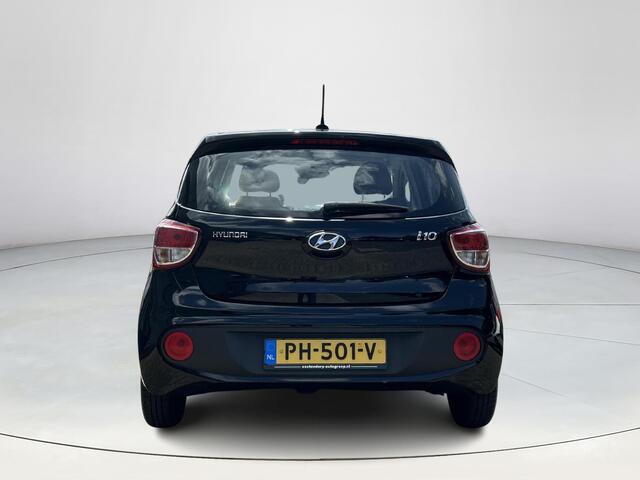 Hyundai I 10 1.0i Go! 2017 |Navigatiesysteem| Cruise control| Airconditioning| Carkit|
