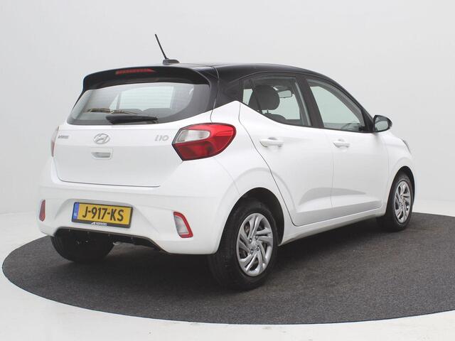 Hyundai I 10 1.0 Comfort 5-zits AUTOMAAT / Airconditioning / Apple CarPlay & Android Auto / Cruise Control / 5 Persoons / 1ste Eigenaar / Historie aanwezig /