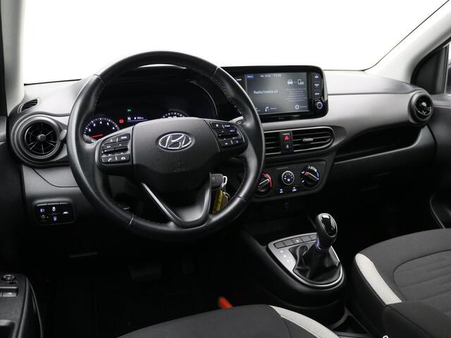 Hyundai I 10 1.0 Comfort 5-zits AUTOMAAT / Airconditioning / Apple CarPlay & Android Auto / Cruise Control / 5 Persoons / 1ste Eigenaar / Historie aanwezig /