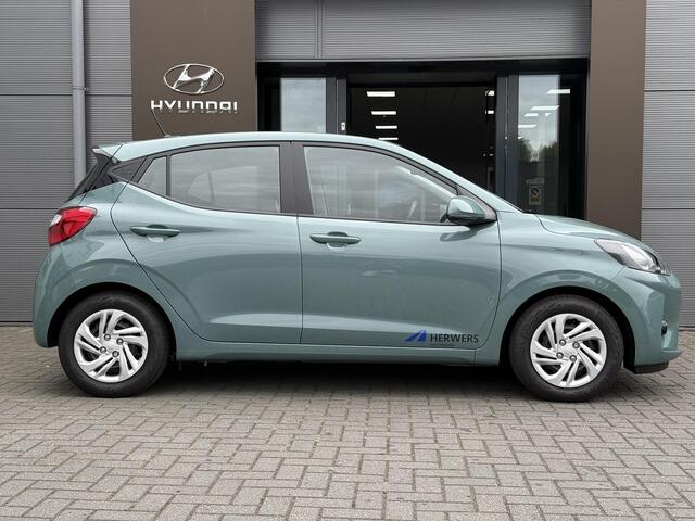 Hyundai I 10 1.0 Comfort Smart / Airco / Navigatie / Bluelink / Cruise Control / Leder Multifunctioneel Stuur / Fabrieksgarantie tot 1-2030 /