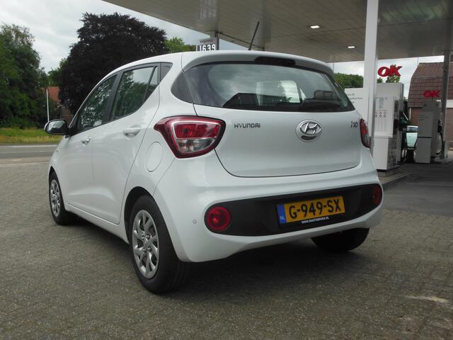 Hyundai I 10 1.0i Comfort Staat in De Krim