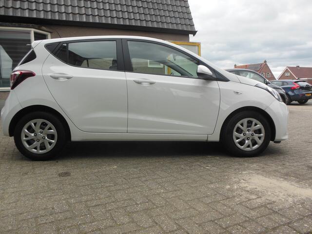 Hyundai I 10 1.0i Comfort Staat in De Krim