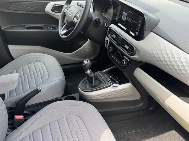 Hyundai I 10 1.2 Stuurverwarming, Camera, Keyless, line assist, Alle opties! . Neem contact op en we maken een afspraak!