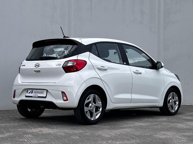 Hyundai I 10 1.0 Comfort Smart 5 zits / Dealer onderhouden / Airco / Stuur- en stoelverwarming / Navigatie via Apple Carplay Android / 15" LM wielen /