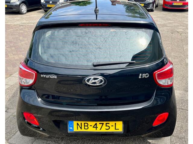Hyundai I 10 1.0I COMFORT NAP LOGISCH