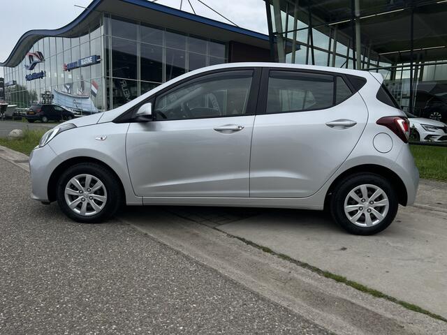 Hyundai I 10 1.0i Comfort / 1e eigenaar / Airco / Cruise Control / Elek Spiegels / Elek Ramen V+A /