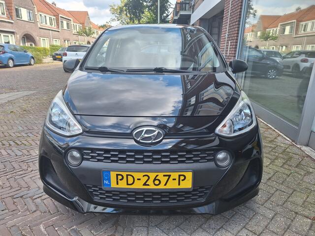 Hyundai I 10 1.0i i-Motion 5Drs Slechts 35.000 Km/Airco/1e Eig/Garantie