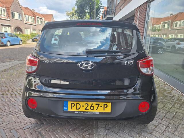 Hyundai I 10 1.0i i-Motion 5Drs Slechts 35.000 Km/Airco/1e Eig/Garantie