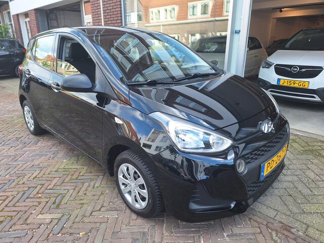 Hyundai I 10 1.0i i-Motion 5Drs Slechts 35.000 Km/Airco/1e Eig/Garantie