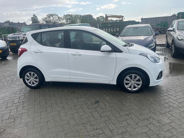 Hyundai I 10 1.0i i-Motion Comfort ecc elec ramen cv