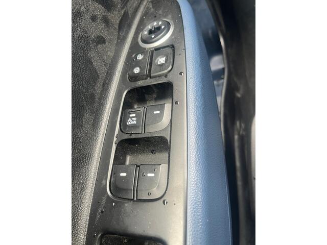 Hyundai I 10 1.0i i-Motion Comfort ecc elec ramen cv