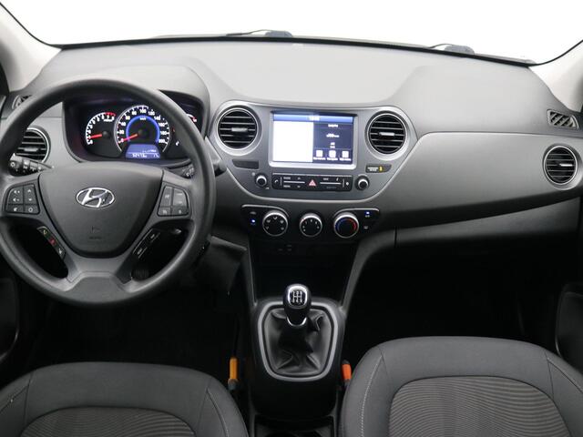 Hyundai I 10 1.0i Comfort / Navigatie / Airconditioning / Parkeersensoren / Apple Carplay / DAB Radio / Multifunctioneel Stuurwiel / Historie bekend /