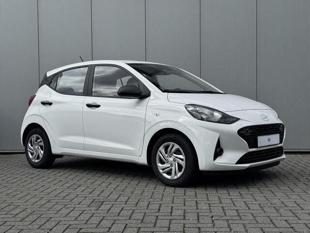 Hyundai I 10 Comfort / Prijs is rijklaar en incl. 800 euro korting / Navigatie / Airco / Cruise Control / Uit voorraad leverbaar /