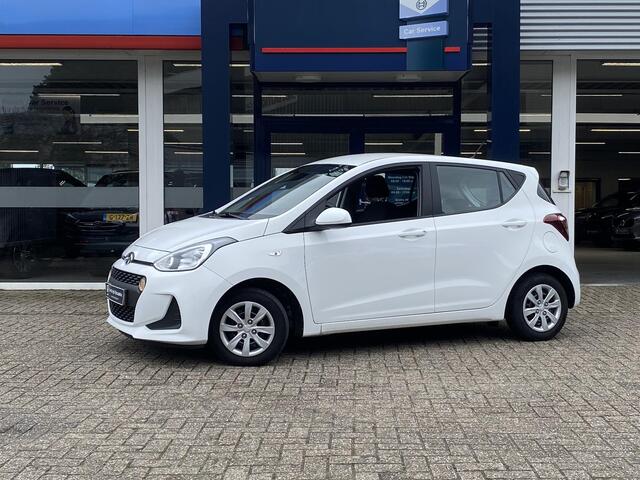 Hyundai I 10 1.0i Comfort / 5-Deurs / NL-Auto / 1e-Eigenaar / Cruise-Control / Armsteun-Voor / Airco / Radio / Elektr.-Ramen V+A / ENZ.