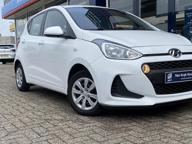 Hyundai I 10 1.0i Comfort / 5-Deurs / NL-Auto / 1e-Eigenaar / Cruise-Control / Armsteun-Voor / Airco / Radio / Elektr.-Ramen V+A / ENZ.