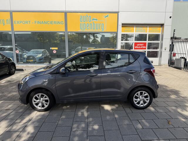 Hyundai I 10 1.0i Comfort * 18.795 Km * Navi * Airco * Cruise Control *
