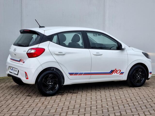 Hyundai I 10 1.0 Black Line Smart / ¤2450,- Voordeel Op Nieuwprijs / Rijklaarprijs / Direct Leverbaar /