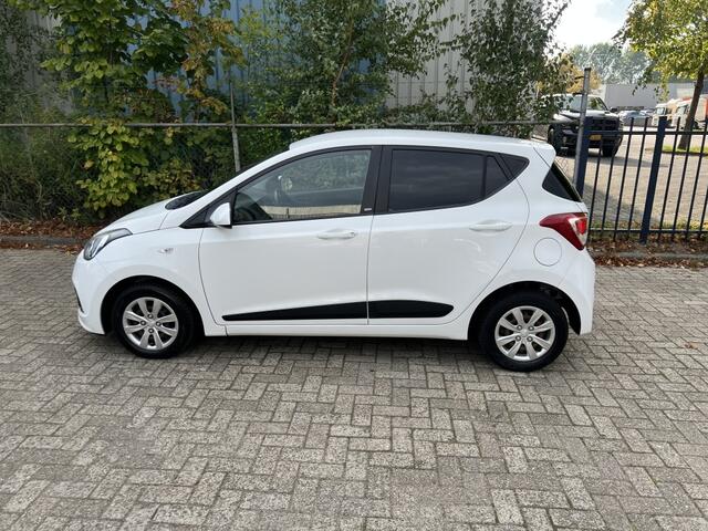 Hyundai I 10 1.0i i-M. Go! 2016 | 1e eigenaar | Cruise + Airco climate contro