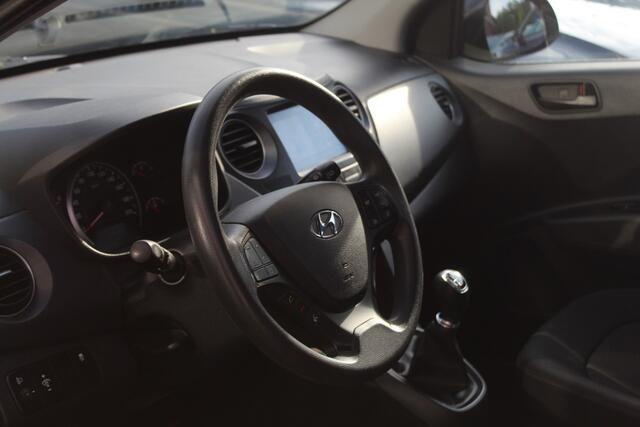 Hyundai I 10 1.0i Comfort//Navi//Cruise!