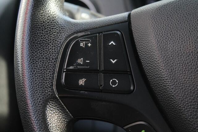 Hyundai I 10 1.0i Comfort//Navi//Cruise!