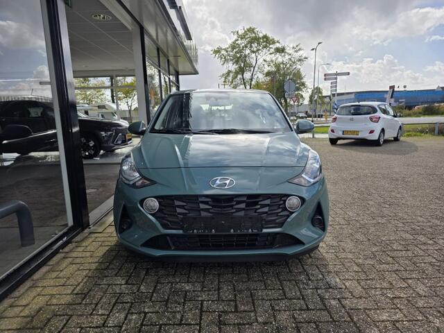 Hyundai I 10 1.0 COMFORT 5-ZITS AUTOMAAT/PARKEER/15LM/STOEL+ STUURVERWARMING