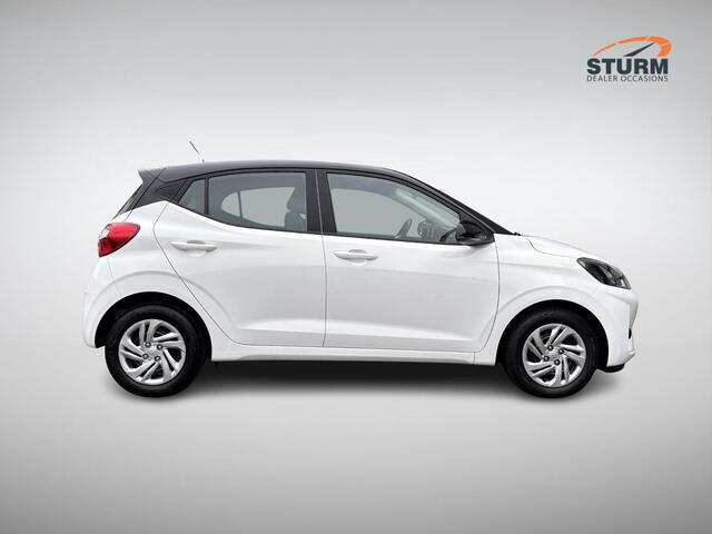 Hyundai I 10 1.0 Comfort | Apple Carplay/Android Auto | Two-Tone Lakkleur | Cruise Control | Airco | Bluetooth Tel. | DAB | Rijklaarprijs!