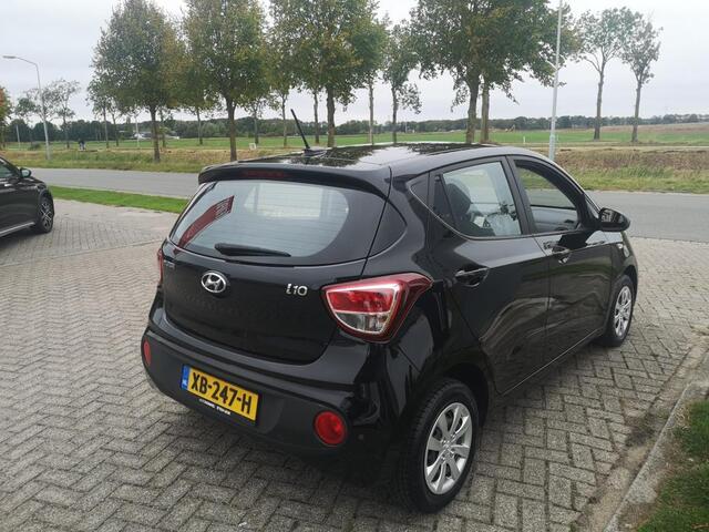 Hyundai I 10 1.0i Comfort | Navi | Carplay | Airco | Parkeersensoren