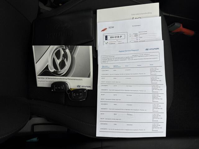 Hyundai I 10 1.0i Comfort / Airco / Apple Carplay/Android Auto / Cruise Control / Parkeersensor achter / Navigatie /