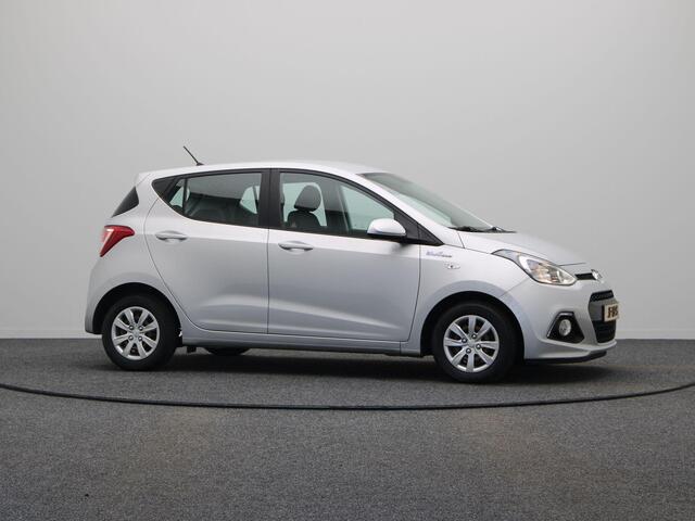 Hyundai I 10 1.0i i-Motion Comfort Plus | All Season Banden | Climate Control | Elektrisch Pakket